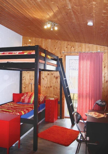 Room 3, Double Bungalow With Terrace in the Mirow Holiday Park, Mecklenburgische Seenplatte