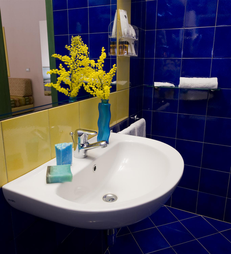 Bathroom 5, Best Western Hotel Mediterraneo, Catania