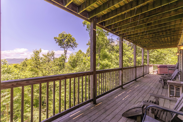 Interior 3, Above it All, Watauga
