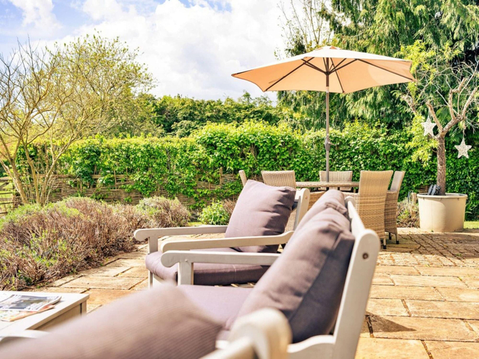 Balcony 5, Luxury Cotswolds Cottage for 7, Worcestershire