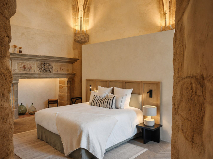 Bedroom 4, Les Hauts de Sancerre, Cher