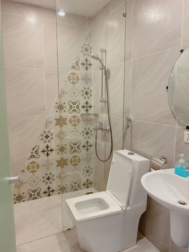 Bathroom 4, The Art - Sunshine Apartment, Tân Bình