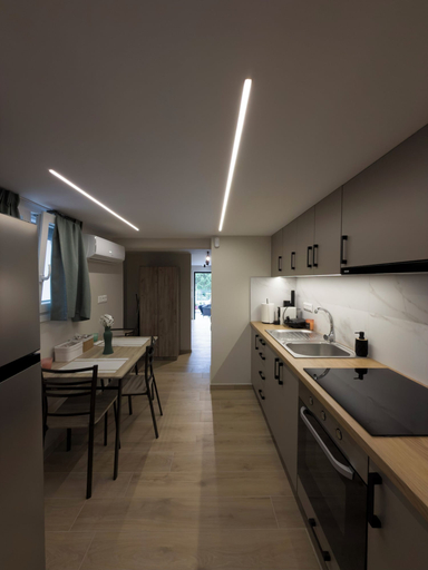Private kitchen 5, Antonio Airport Loft-FREE AIRPORT SHUTLE, Attica
