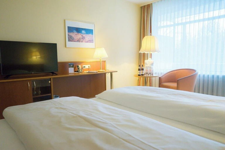 Bedroom 4, Spa & Wellnesshotel Bad Alexandersbad, Wunsiedel im Fichtelgebirge