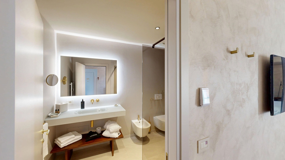 Bathroom 5, Country House Villa Russiz, Gorizia