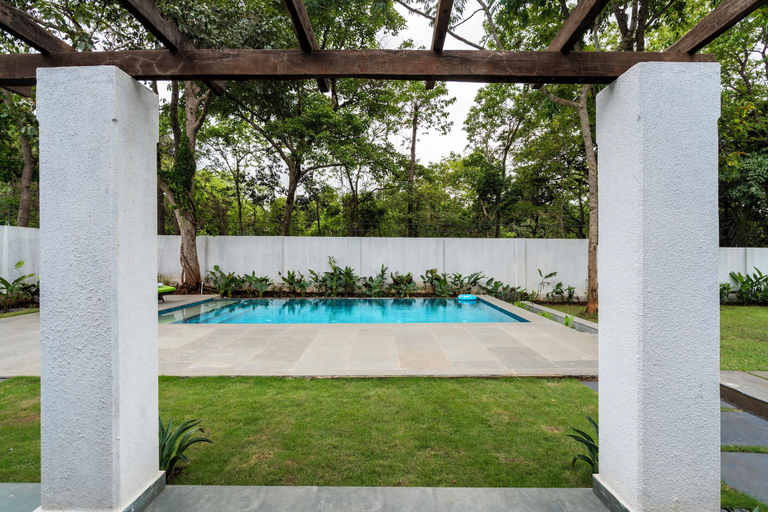 Pool 4, Staymaster Caetano-3BR Villa with Pool, North Goa