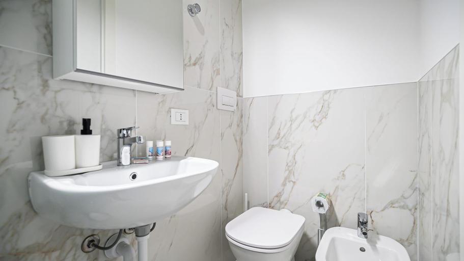 Bathroom 4, Italianway - The B Village Standard - Apt T2, Milano