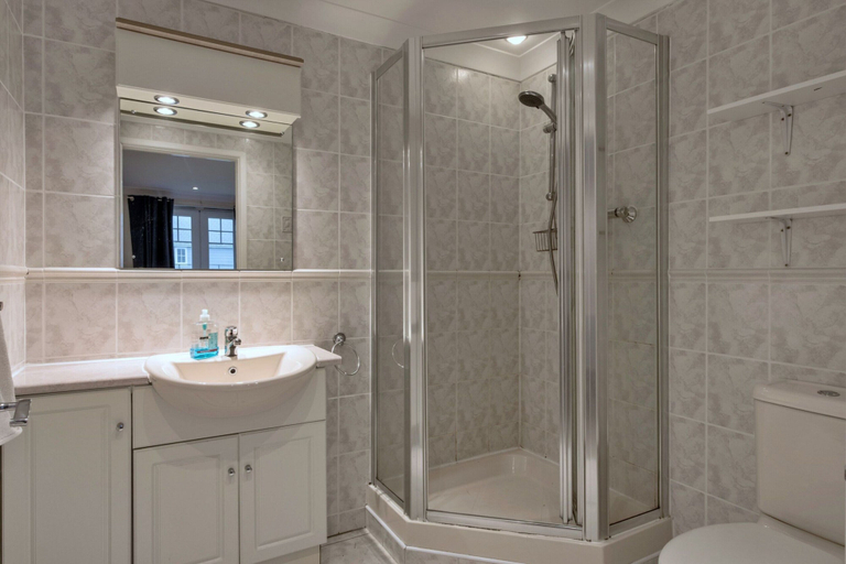 Bathroom 4, Contemporary Cornwall Retreat for Groups, Cornwall