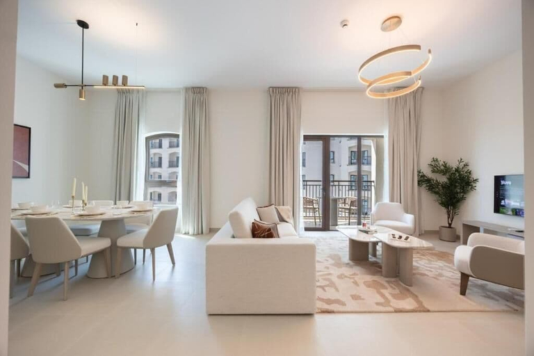 Living area 4, Bloomfields 2Br in Fairways 3, Yas Island