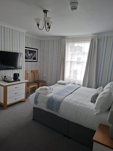 Bedroom 4, The Abbey, Gloucestershire