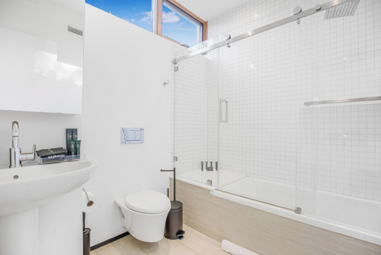 Bathroom 3, Cedar Loft Villa, Los Angeles