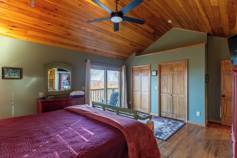 Interior 2, Above it All, Watauga