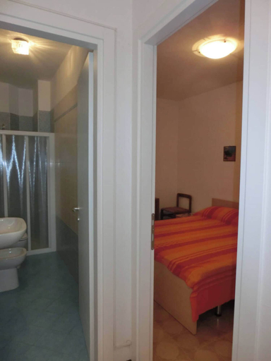 Room 5, Holiday Home With Pool, Garden and Fireplace, Venezia