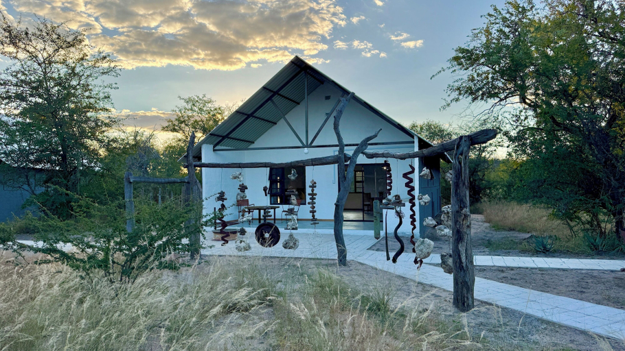 Exterior & Views 2, Roy's Rest Camp, Grootfontein