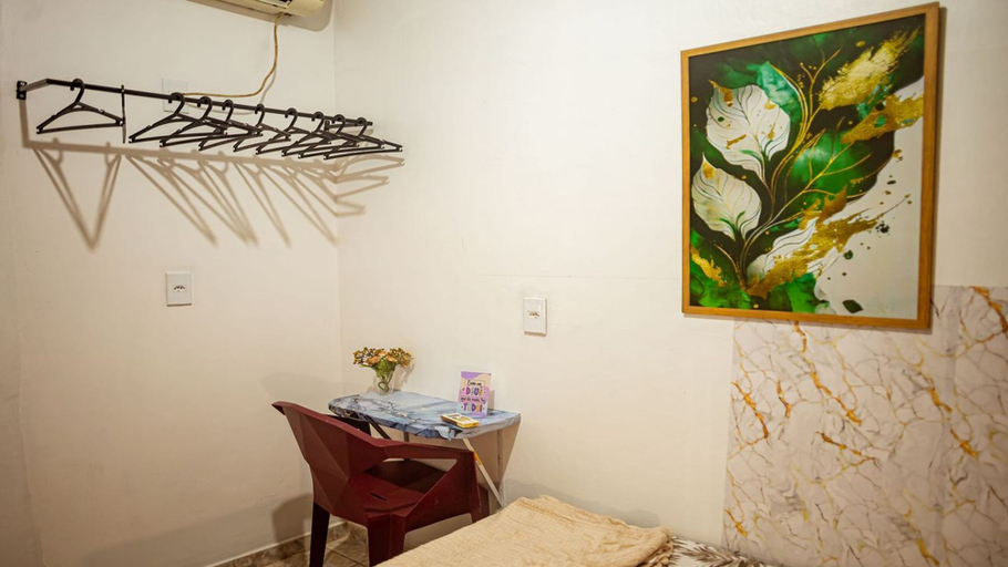 Room 4, Apto com Ar-condicionado e Piscina no Cidade Nova, Maués