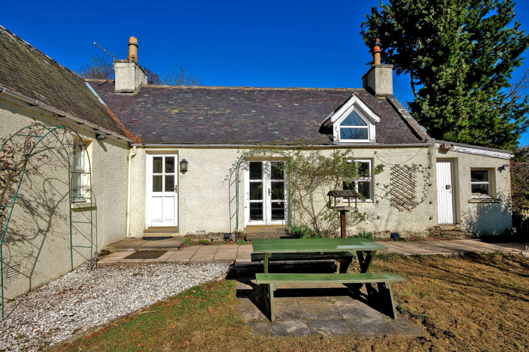 Exterior 5, Cosy Aberdeenshire Stone Cottage, Aberdeenshire