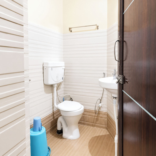 Bathroom 2, Hotel Lotus Kolkata, North 24 Parganas