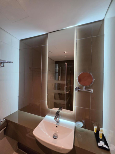 Bathroom 5, Al Madina Golden Hotel, Al Madinah Al Munawwarah