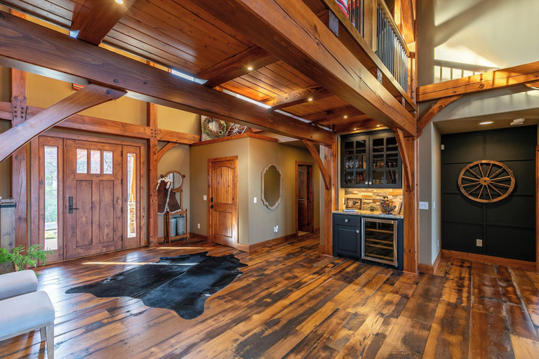 Interior 4, Bailey's Creek Lodge, Caldwell