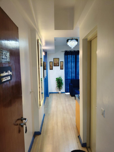Bedroom 2, Luxury Cozy Apartments Stay at SinghXViii DLF, Lucknow