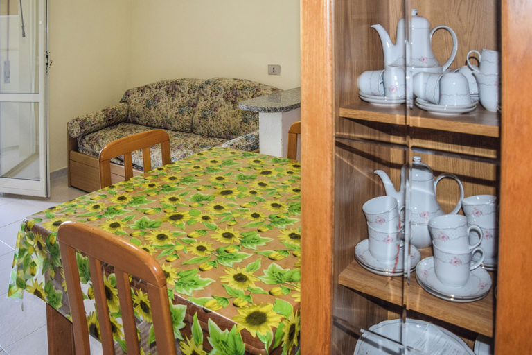 Interior 2, Mini Casa Bosa, Oristano