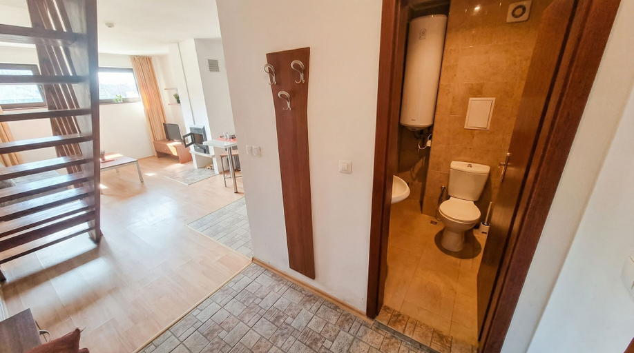 Bathroom 5, 1BR Bright 300mbps Wifi Duplex - Two Floors, Bansko