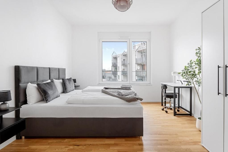 Room 4, EXQUIS 3 Room Serviced Apartment, Böblingen