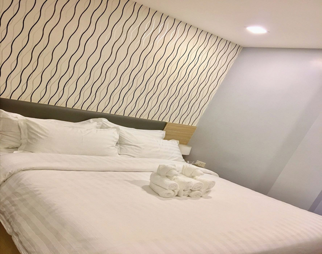 Room 5, ECL Travellers Inn, Malay
