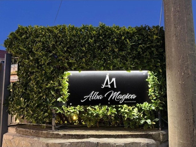Exterior & Views, alba magica, Napoli