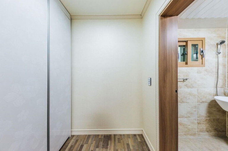 Bathroom, Jangsa Solbat Pension, Yeongdeok
