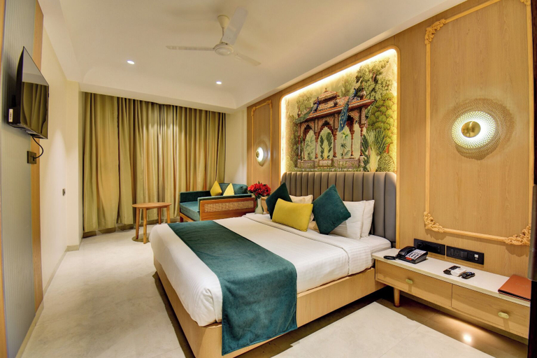 Room 3, Hotel Bhagyalaxmi, Ahmadnagar