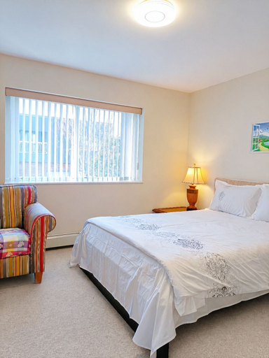 Room 3, Cozy Home in Vancouver, Greater Vancouver
