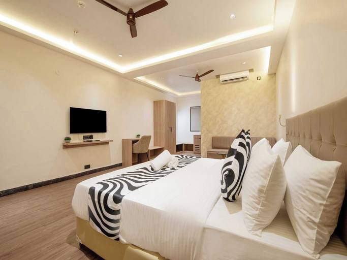 Room 2, Palette Hotel Pune MIDC Pimpri Chinchwad, Pune