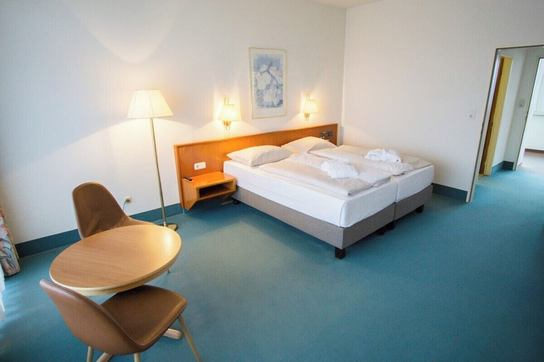 Bedroom 3, Spa & Wellnesshotel Bad Alexandersbad, Wunsiedel im Fichtelgebirge