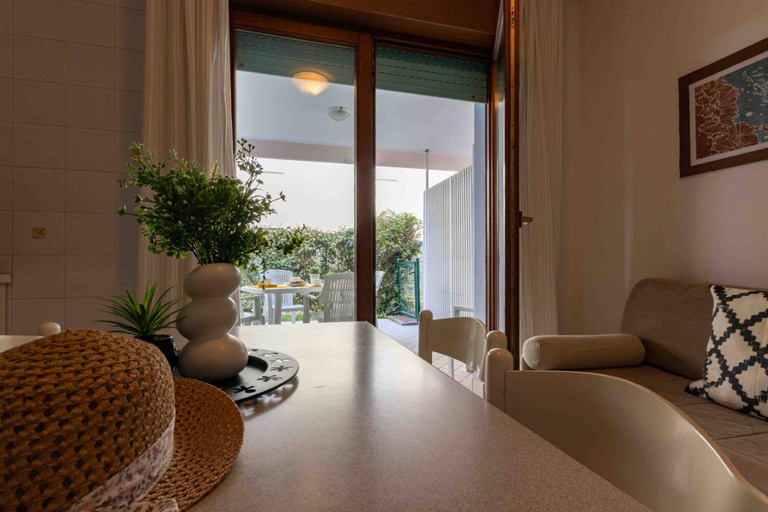 Others 4, Three-room flat with private garden - By Beahost Rentals, Venezia