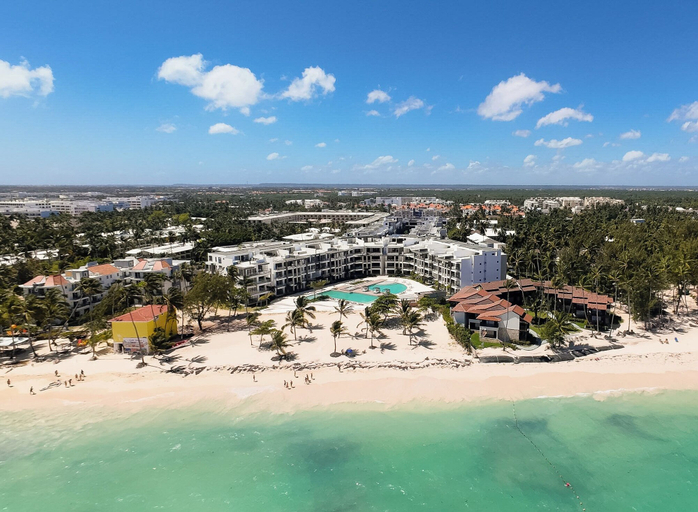Beach 4, Nivia Punta Cana Hotel & Residences, Salvaleon de Higuey