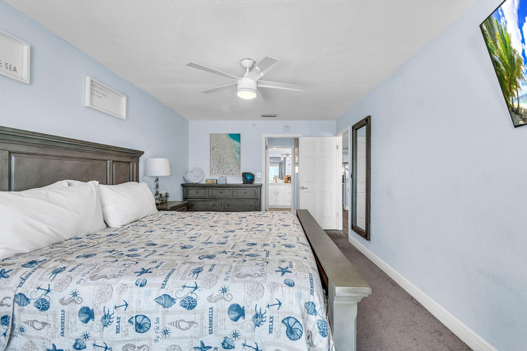 Room 2, Seagate 407, Pinellas