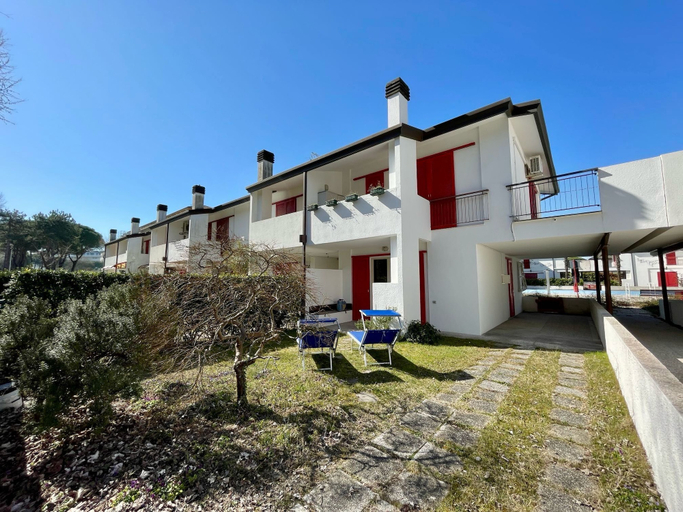 Primary image