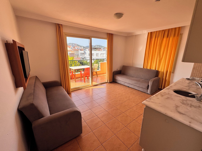Living area 4, şebnem apart & studio's, Marmaris