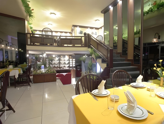 Food & Drinks 5, Royal Garden Hotel, Beirut