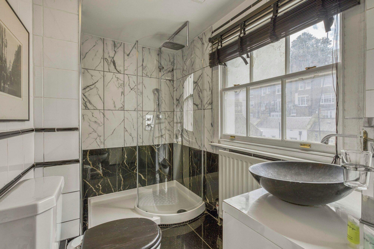 Bathroom 3, Opulence Boutique Hotel, London