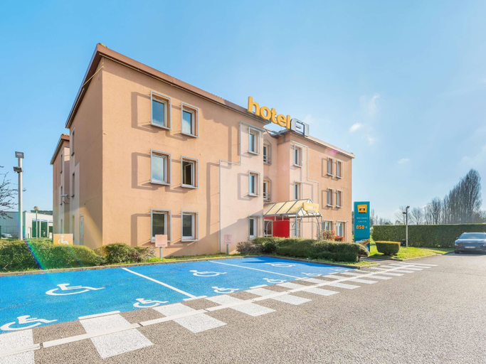 Exterior & Views 1, hotelF1 Lyon Bourgoin-Jallieu, Isère