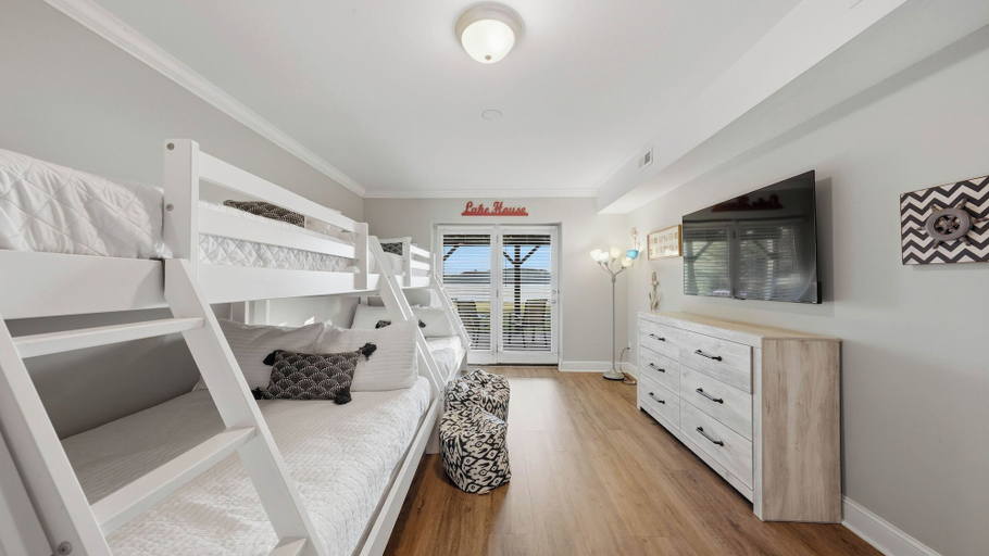 Bedroom 3, Ponderosa Pointe by Avantstay Boathouse + Views, Iredell