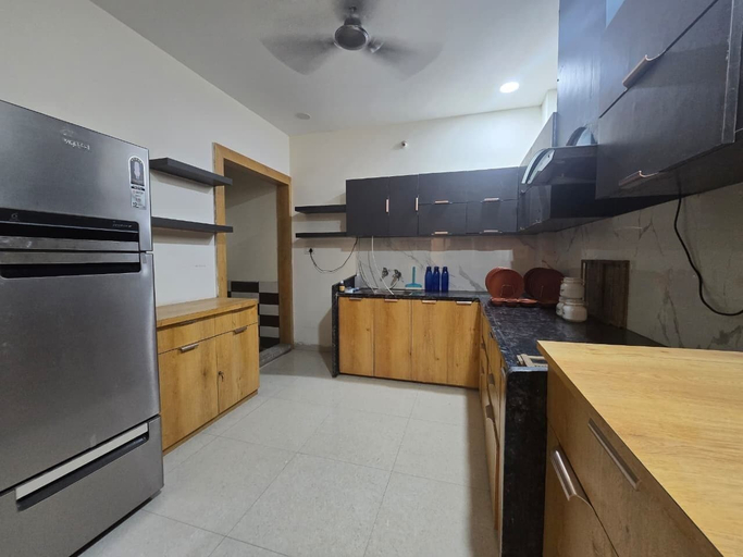 Private kitchen 5, The white Town Homestay, Indore