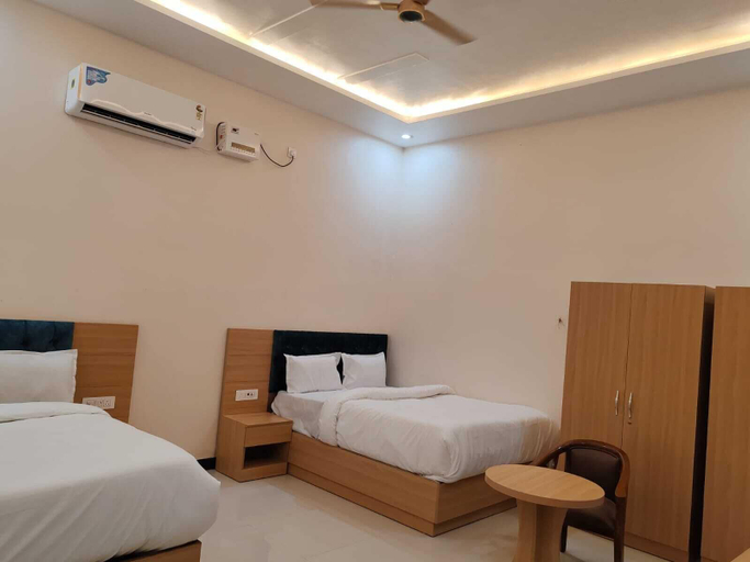 Room 2, Laxmi Seva Sadan Laxmi Hotel, Mathura