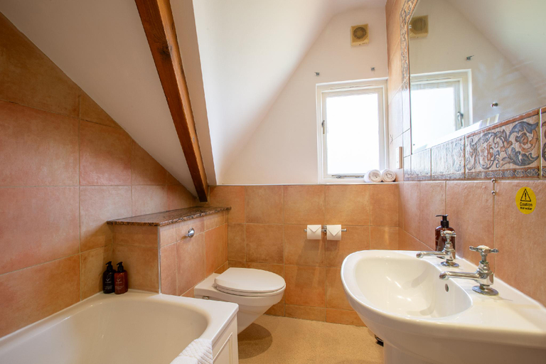 Bathroom 4, The Old Ram, Norfolk