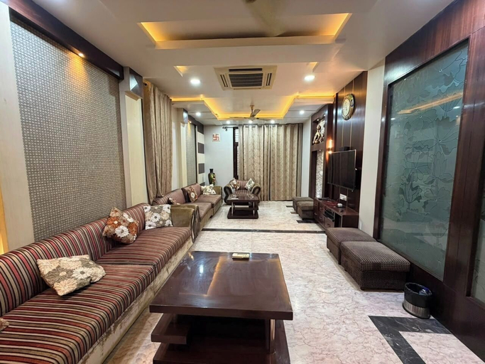 Living area 5, Rameshawram Sukoon Mansion, Varanasi
