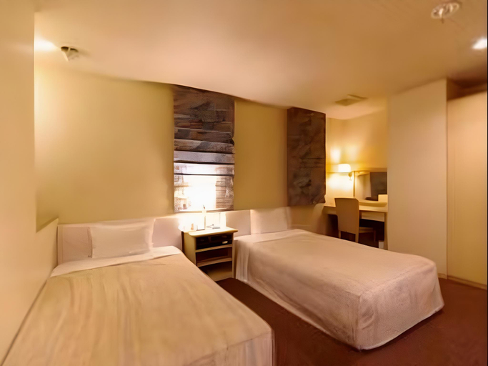 Bedroom 3, Leo Plaza Hotel, Sasebo