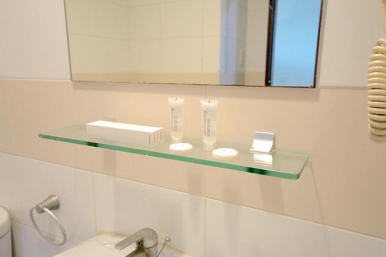 Bathroom 4, Alpa City Suites Hotel, Mandaue City