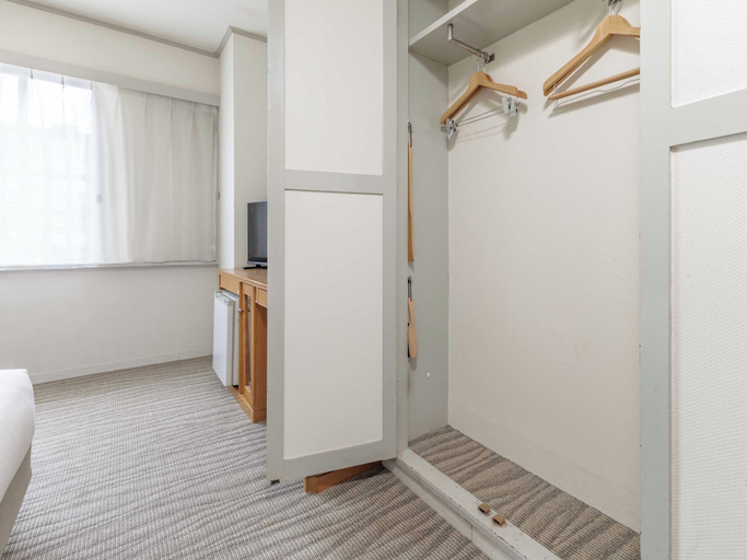 Bedroom 3, Nishitetsu Inn Fukuoka, Fukuoka